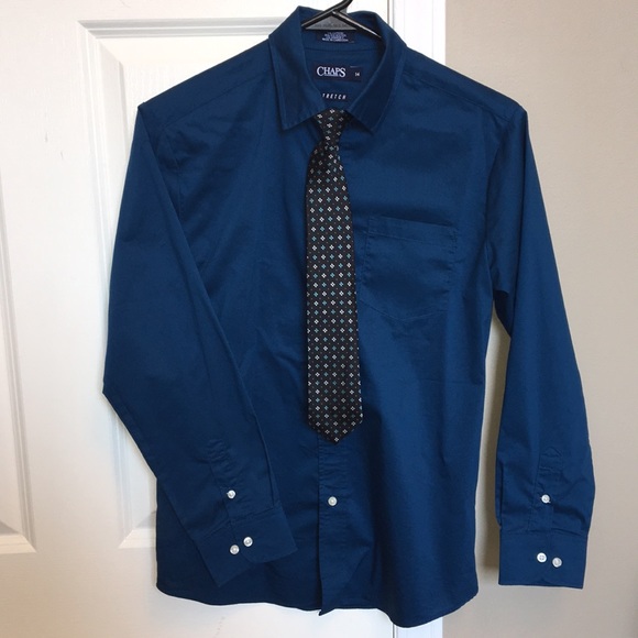 Chaps Other - Chaps dress shirt with clip on tie